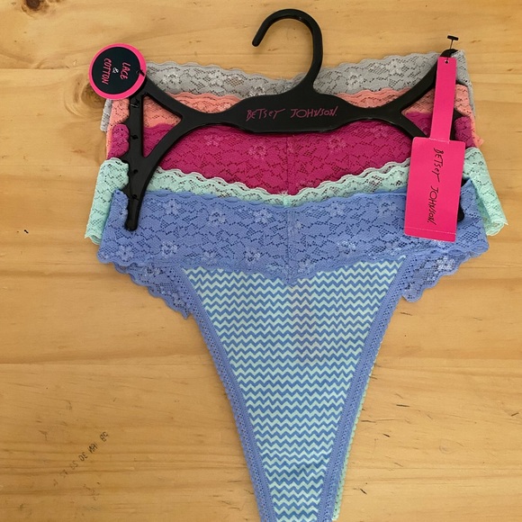 Betsey Johnson 5PK MIXED CTTON LACE THONG SZ XL Intimates Sleepwear